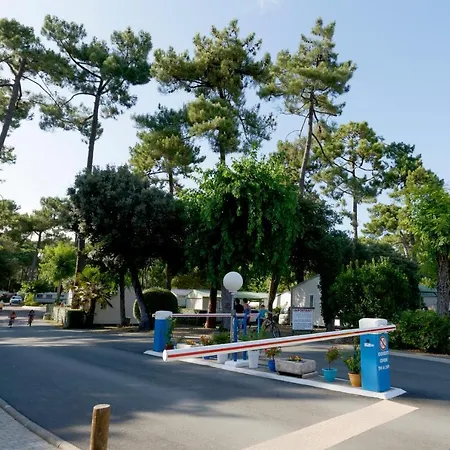 营地 St Tro'park **** - Maeva 4*